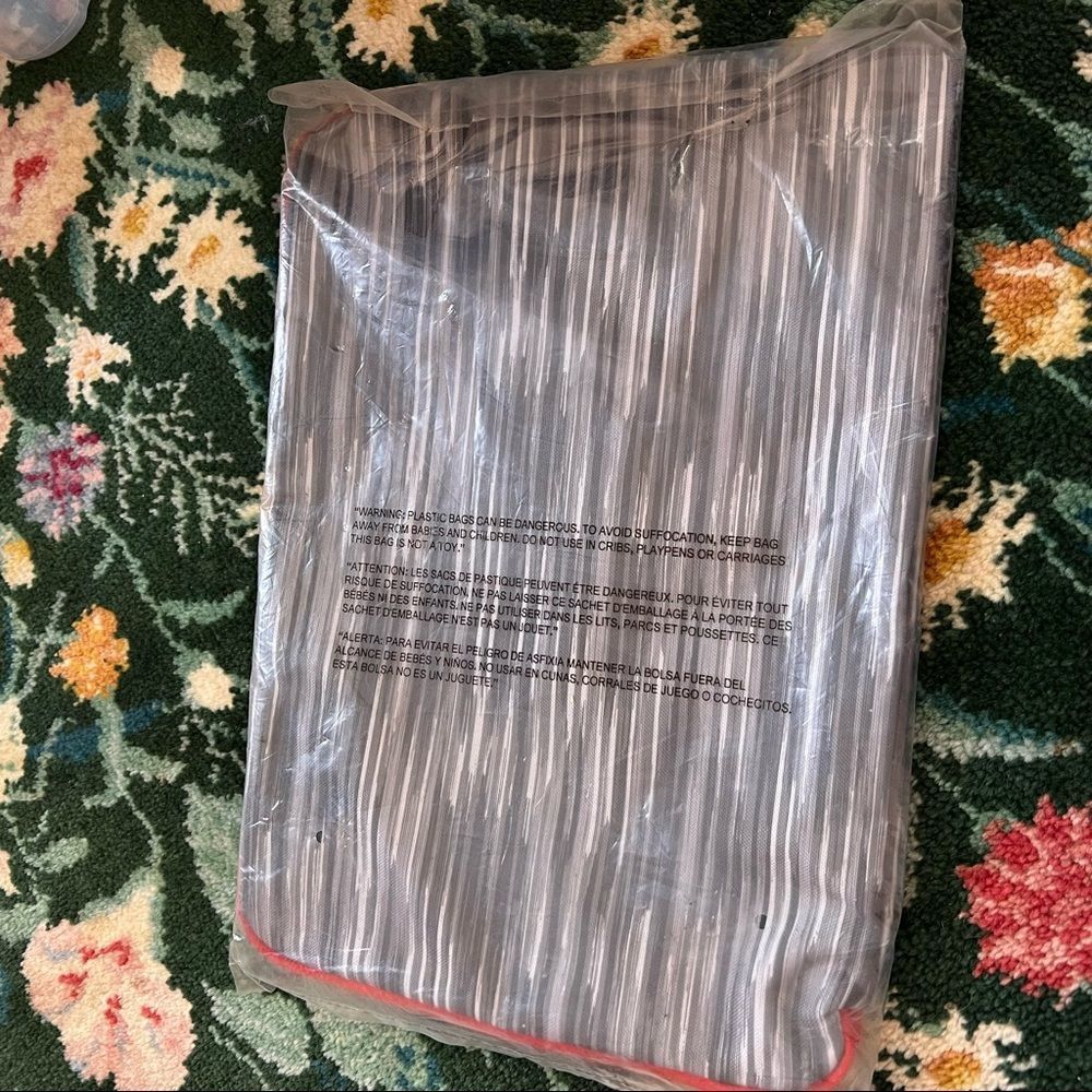 PBK Mackenzie Wet/Dry Pouch, Large Gray Stripe